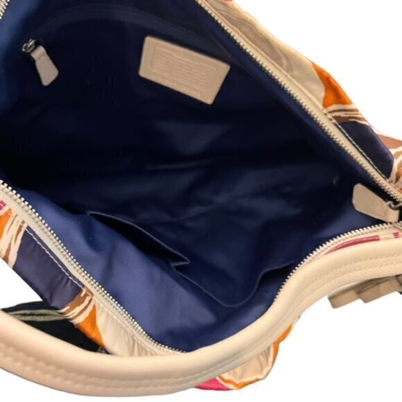 🎉SALE🎉 Coach Multicolor Scarf Print‎ Signature Shoulder Tote Crossbody Bag - Picture 10 of 16